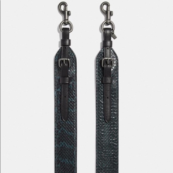 Brand new coach novelty strap snakeskin - Picture 2 of 3
